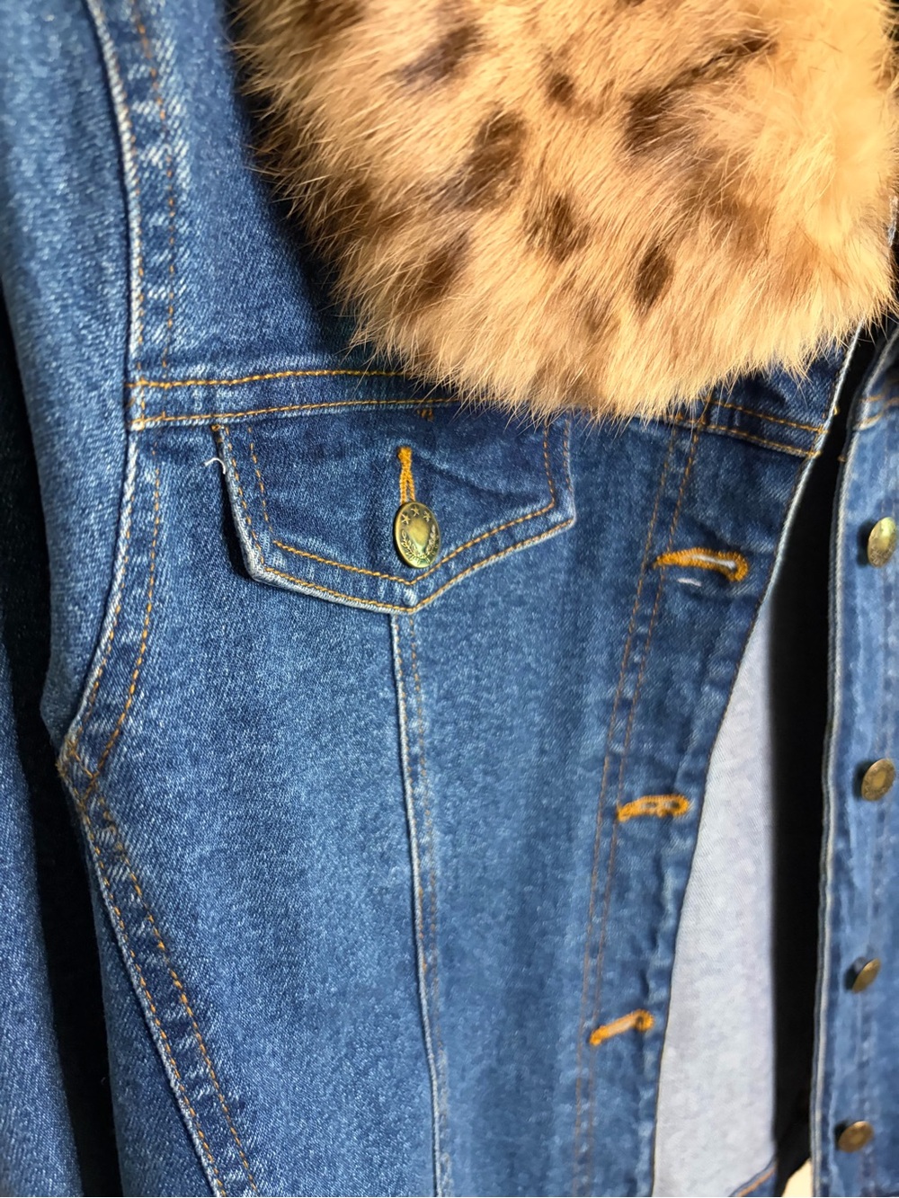 Willi Smith Blue Denim Jacket with Faux Leopard Fur Collar #1260 - Picture 7 of 14